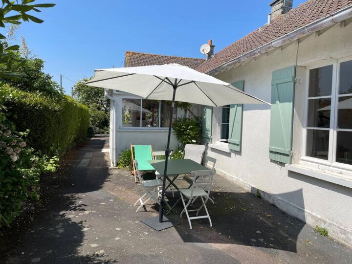 La Maison De Marie A 5 Minutes A Pied De La Plage Avec Parking Privee Et Gratuit Lion-sur-Mer Εξωτερικό φωτογραφία